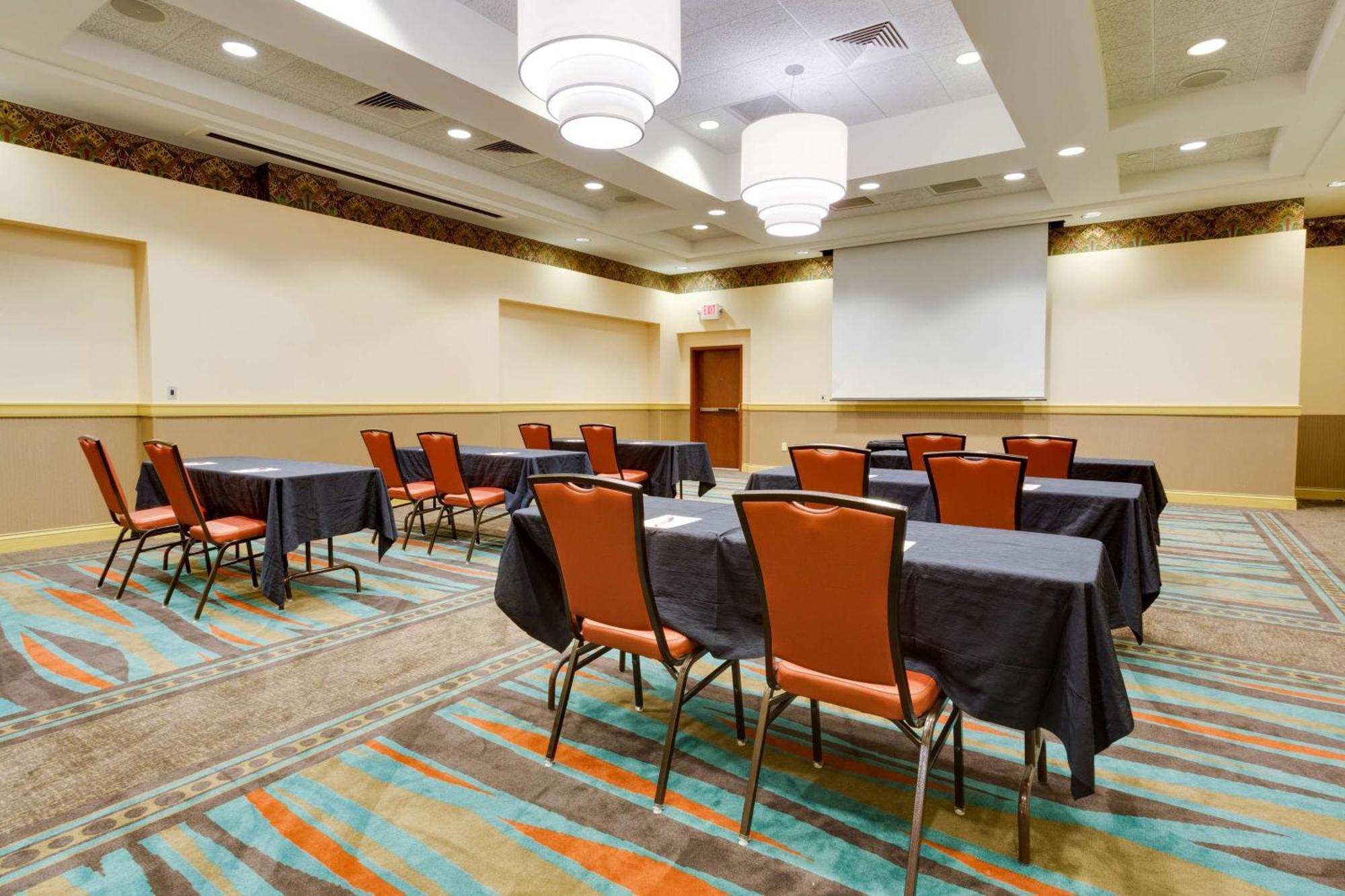 Drury Inn & Suites Грийнвил Екстериор снимка