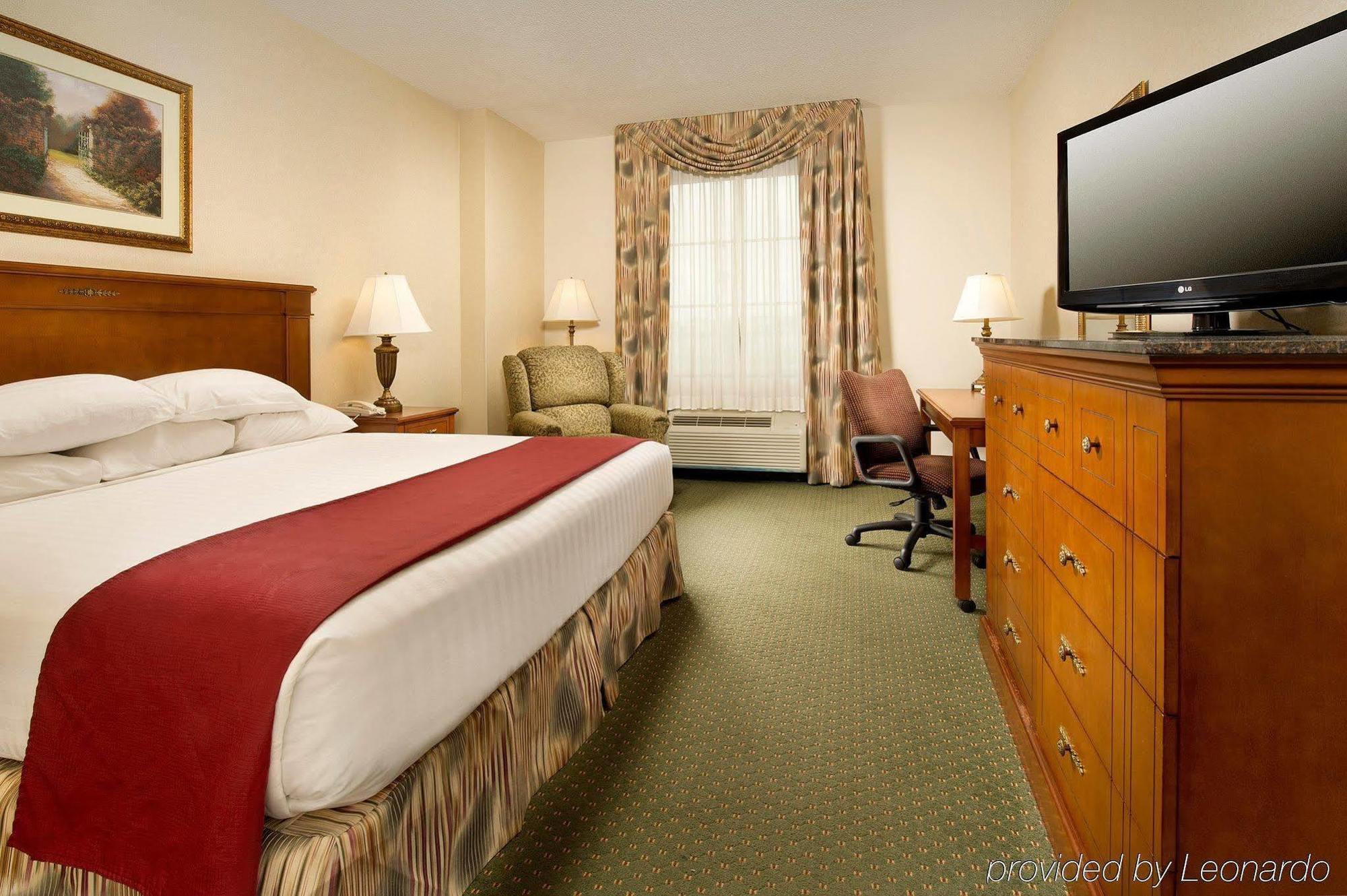 Drury Inn & Suites Грийнвил Екстериор снимка